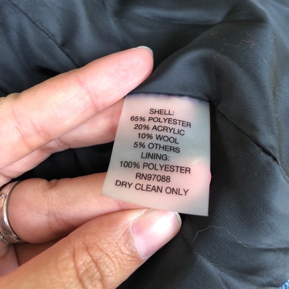 NWOT Delia’s Red & Black Buttoned Checkered Jacket - Picture 7 of 7